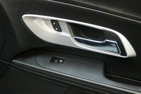 Used 2017 Chevrolet Equinox LS image 9