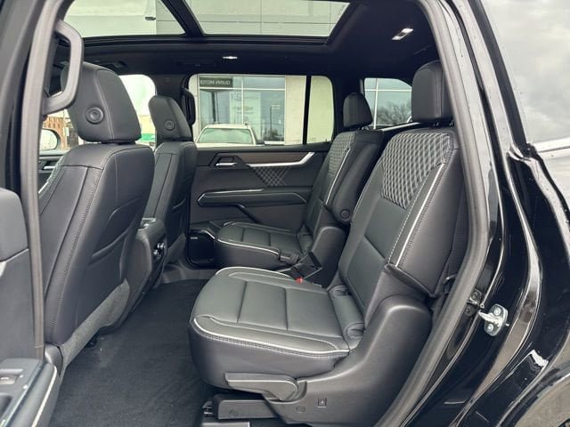 New 2026 GMC Acadia Denali w/ Super Cruise Package AWD/4WD image 14