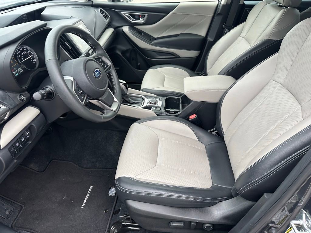 Used 2023 Subaru Forester Limited image 25