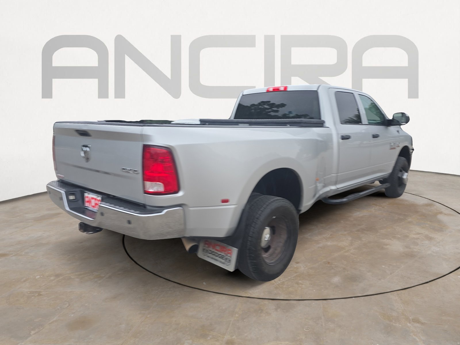 Used 2017 RAM 3500 Tradesman w/ Chrome Appearance Group image 10