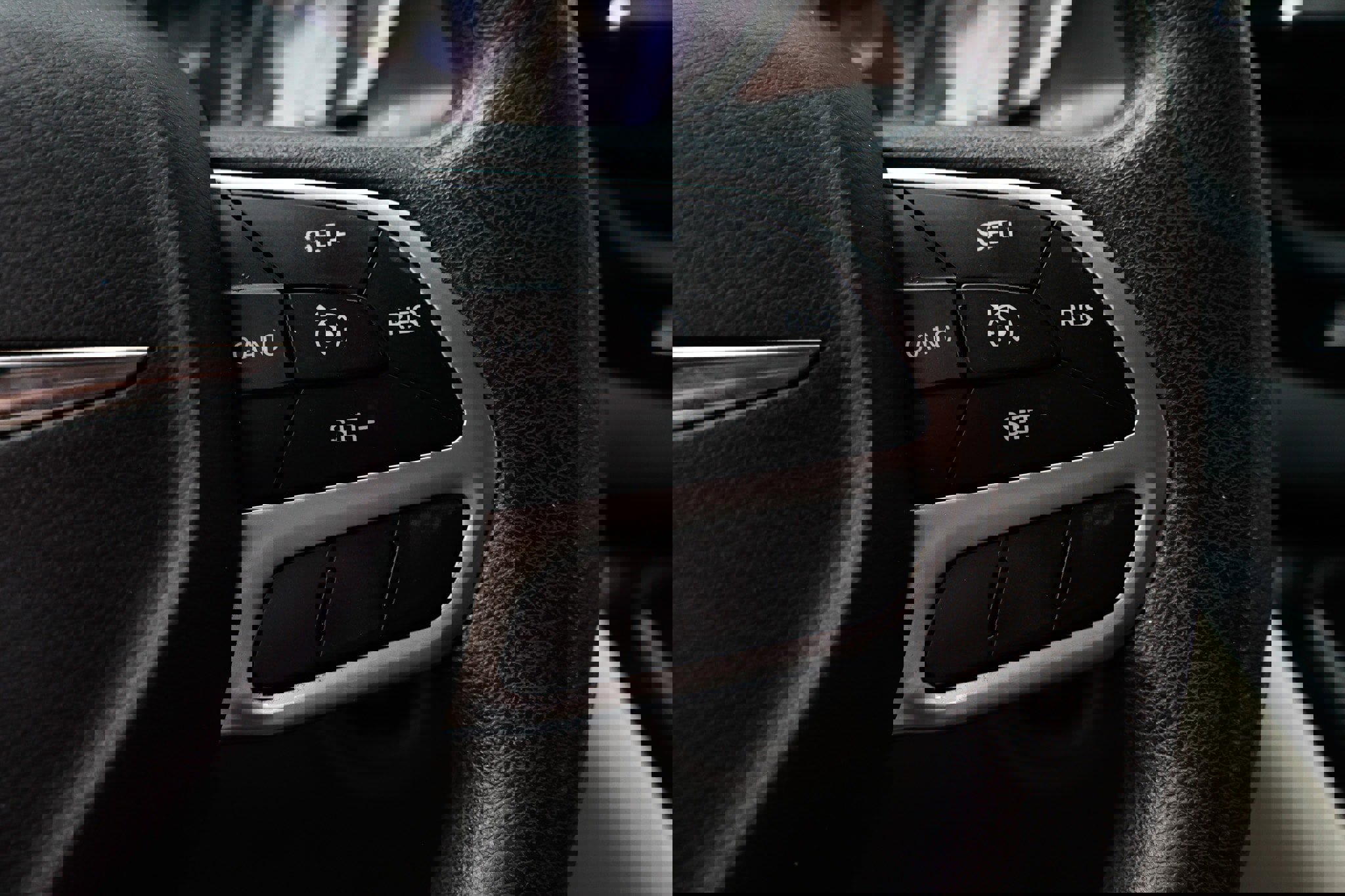 Used 2017 Chrysler Pacifica LX image 33