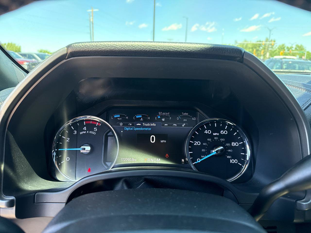 Used 2020 Ford F350 Platinum w/ FX4 Off-Road Package AWD/4WD image 14