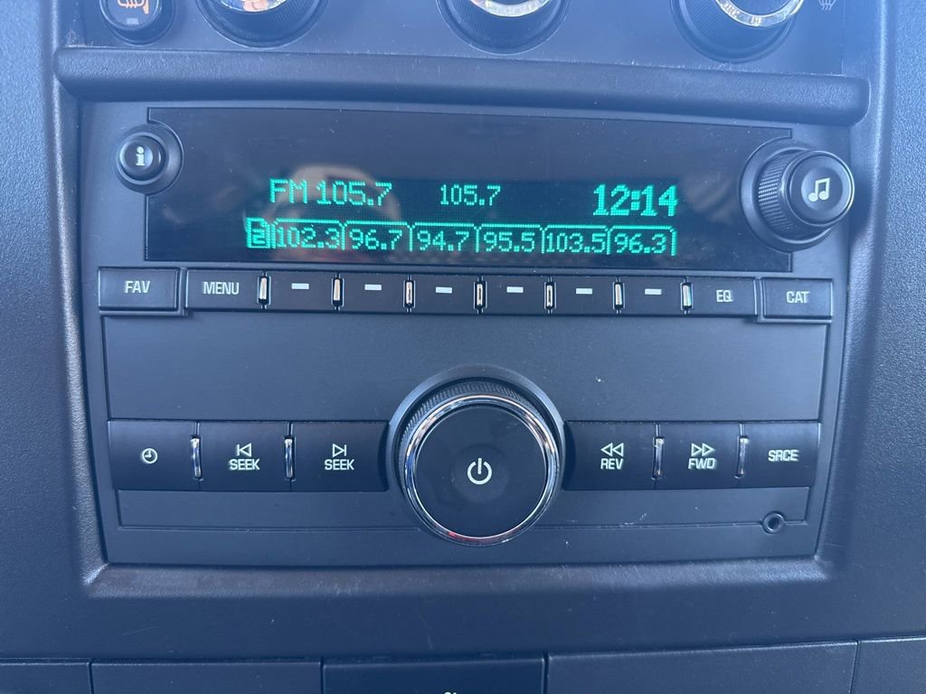 Used 2023 Chevrolet Express 2500 w/ Driver Convenience Package RWD image 15