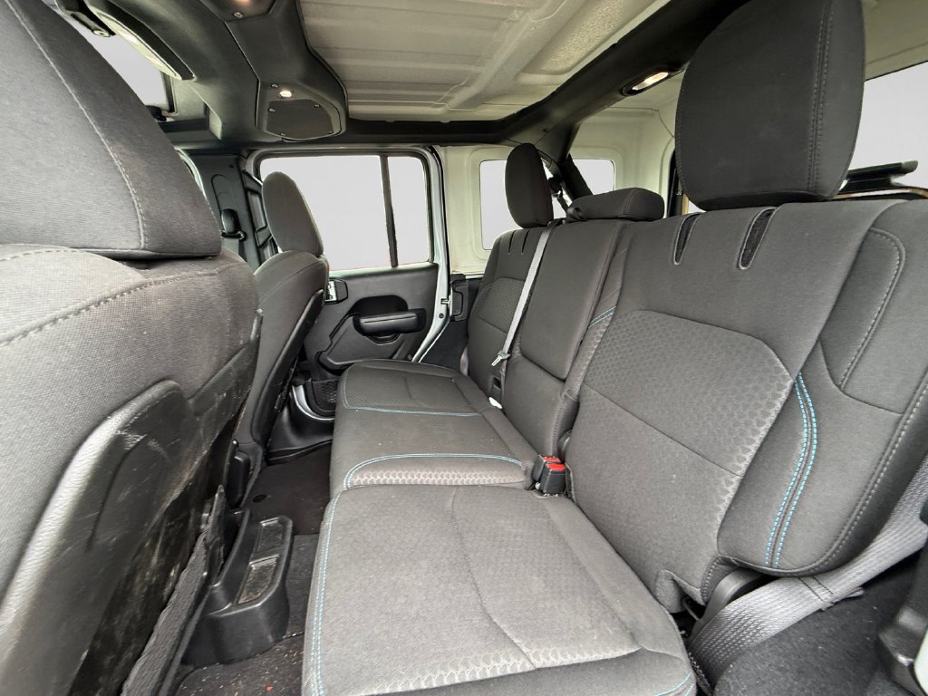 Used 2024 Jeep Wrangler Unlimited Rubicon 4xe AWD/4WD image 35