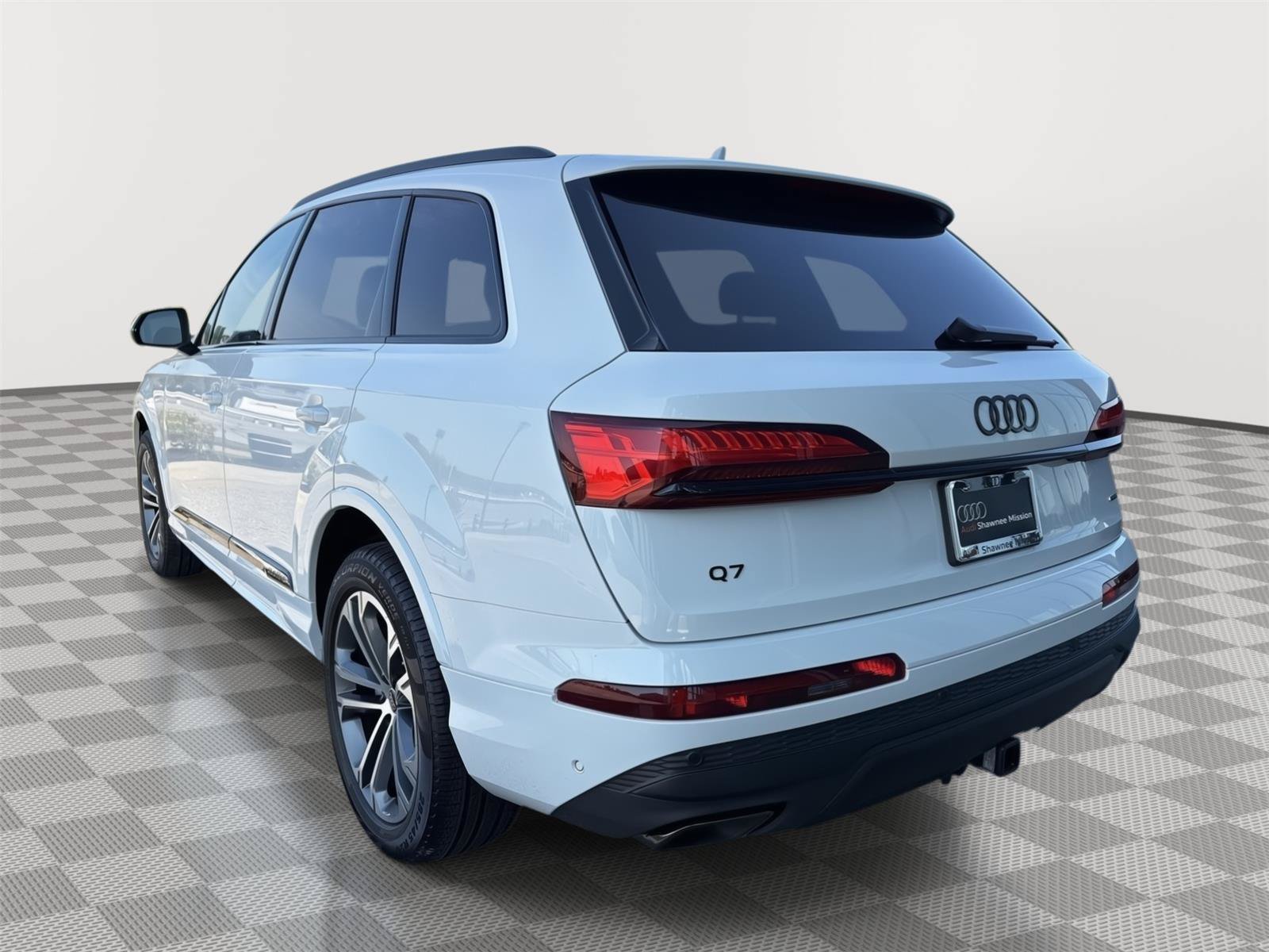New 2026 Audi Q7 2.0T Premium Plus AWD/4WD image 3