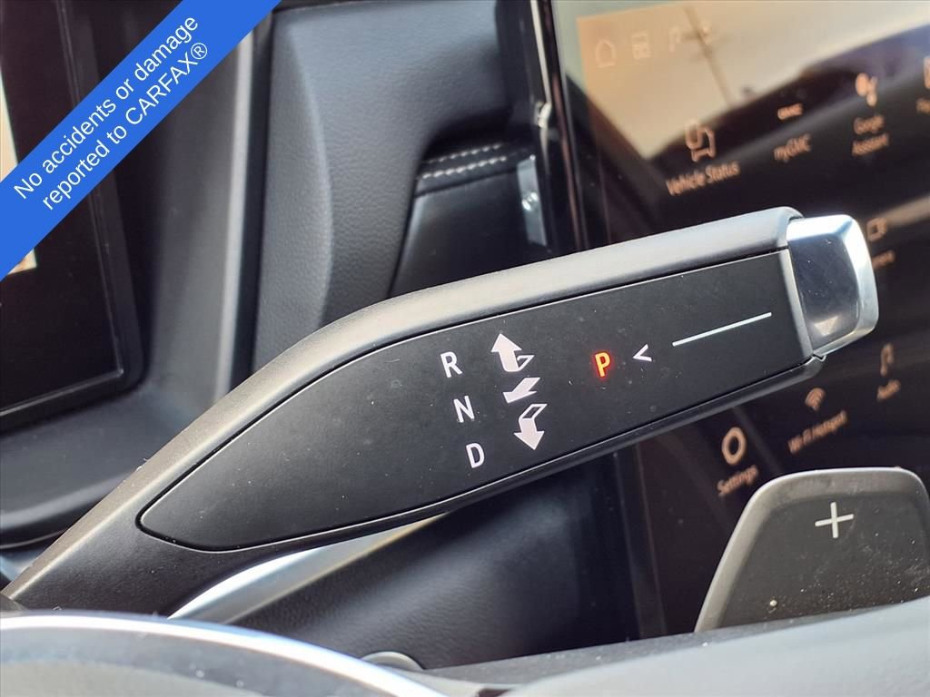 Used 2025 GMC Terrain Elevation image 21