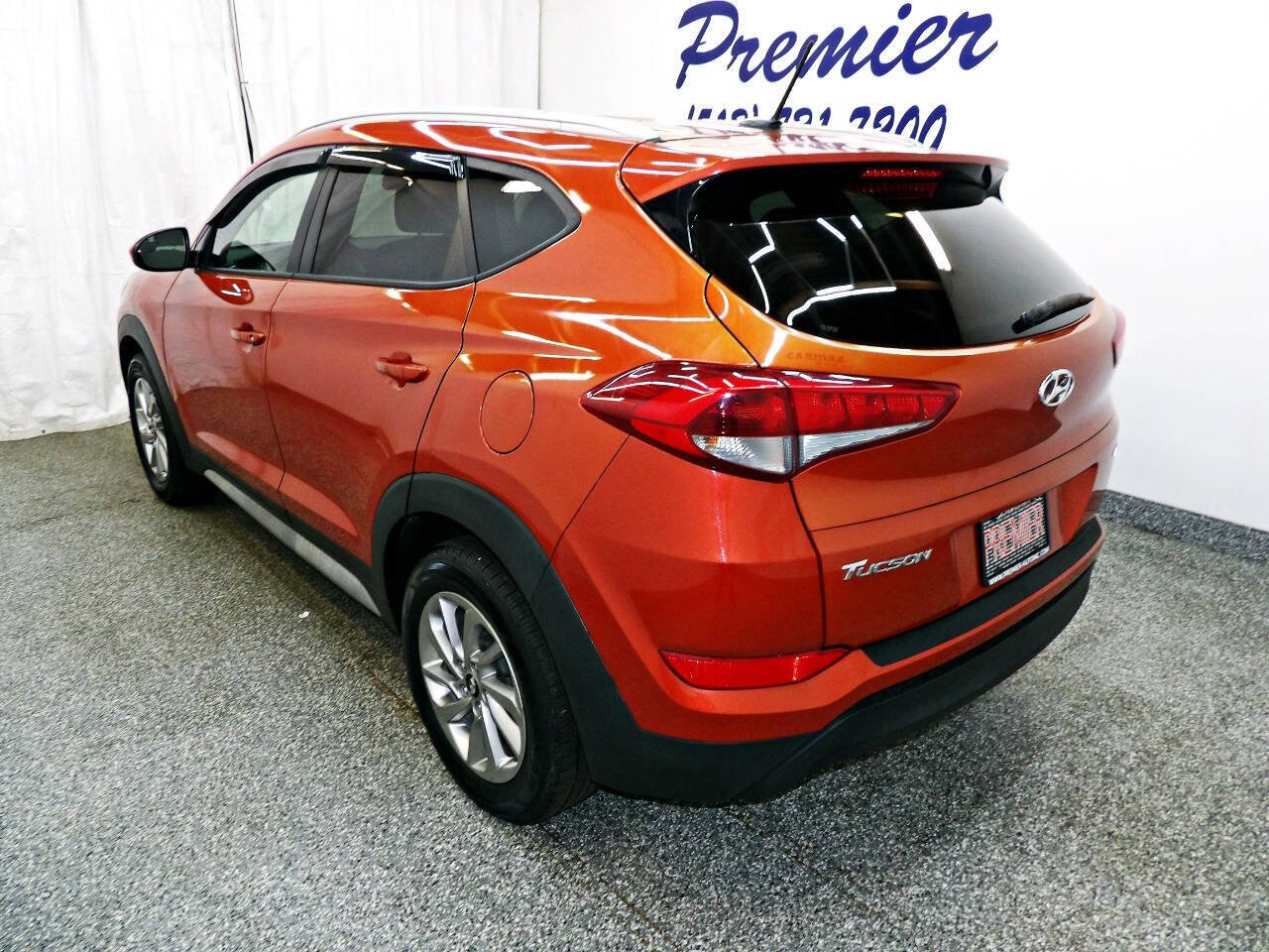 Used 2017 Hyundai Tucson SE w/ SE Popular Package 02 AWD/4WD image 4