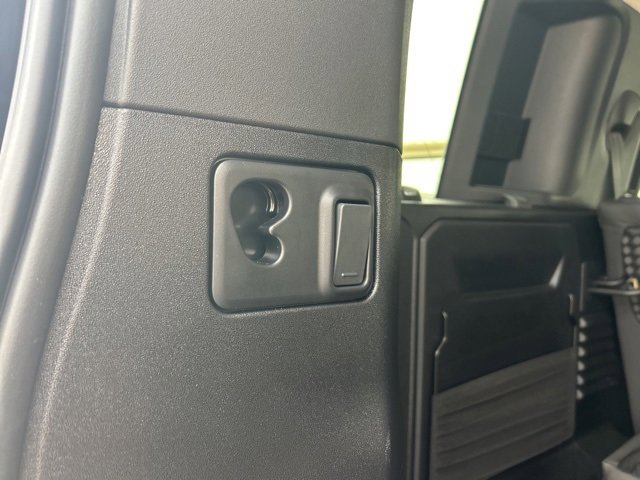 Used 2024 Land Rover Defender 110 S image 12