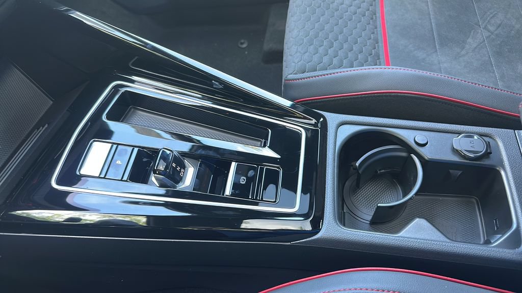 New 2026 Volkswagen GTI SE FWD image 14