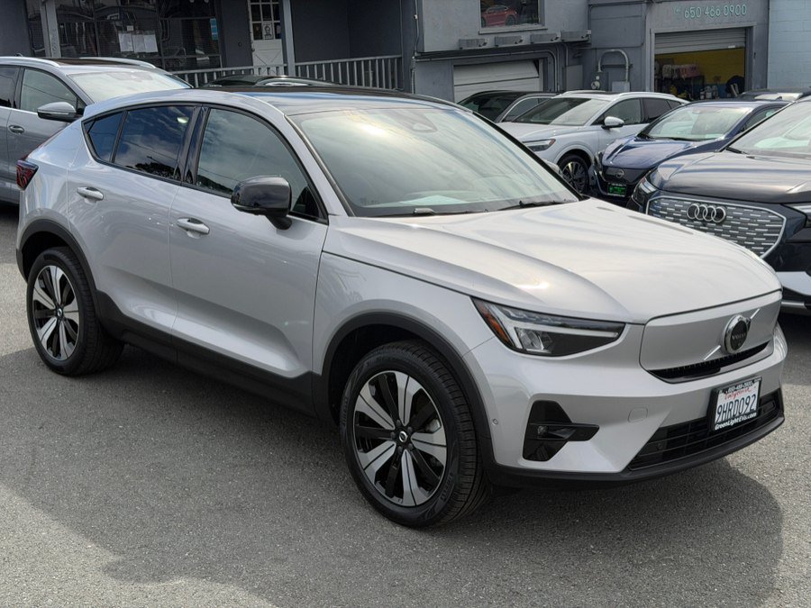 Used 2023 Volvo C40 P8 Recharge Plus w/ Protection Package Premier AWD/4WD image 3