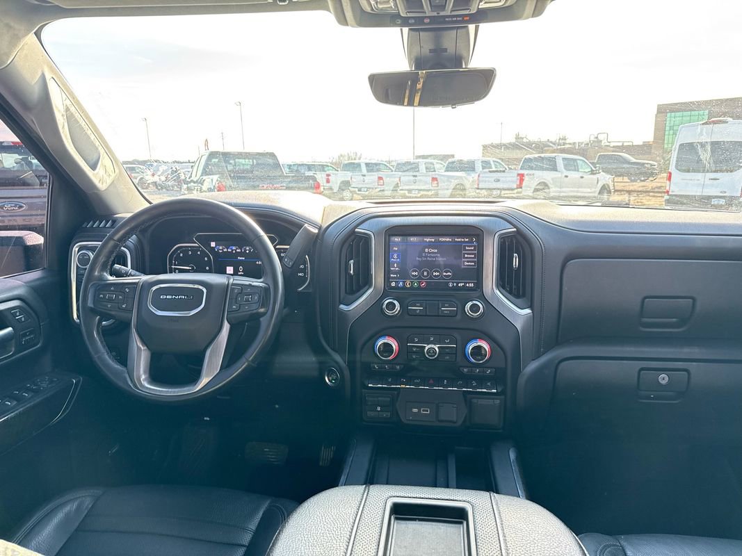 Used 2021 GMC Sierra 3500 Denali w/ Denali Ultimate Package image 24