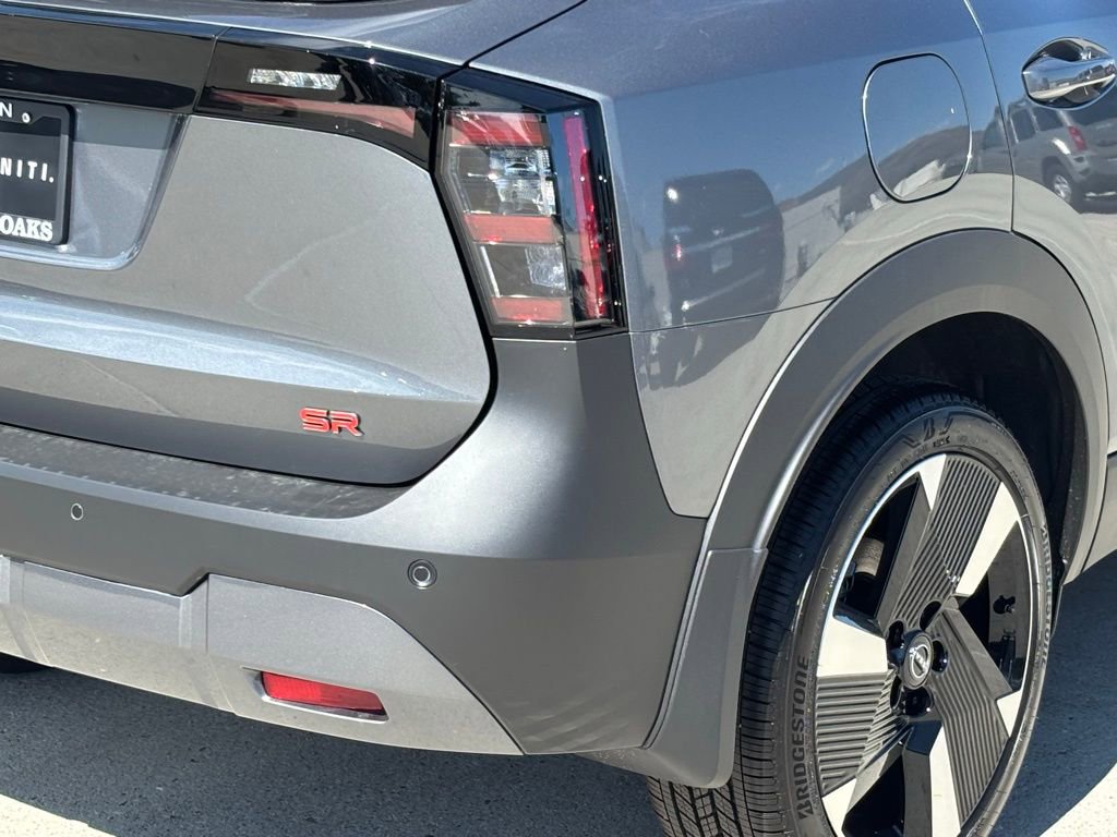 New 2026 Nissan Kicks SR FWD image 4