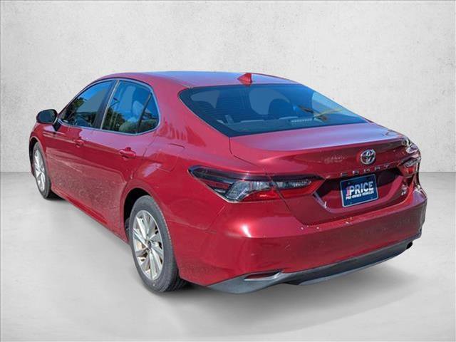 Used 2022 Toyota Camry LE image 7