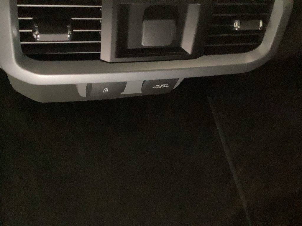 Used 2022 Ford F150 XLT w/ Equipment Group 302A High image 17