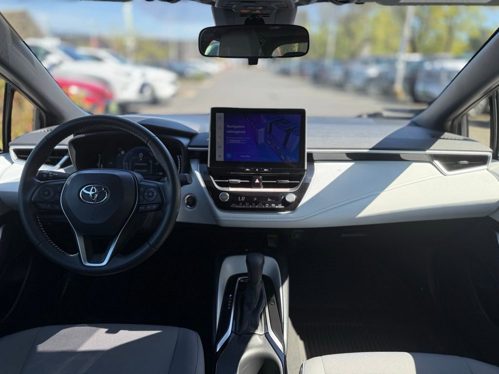 Certified 2025 Toyota Corolla SE w/ SE Premium Package image 23