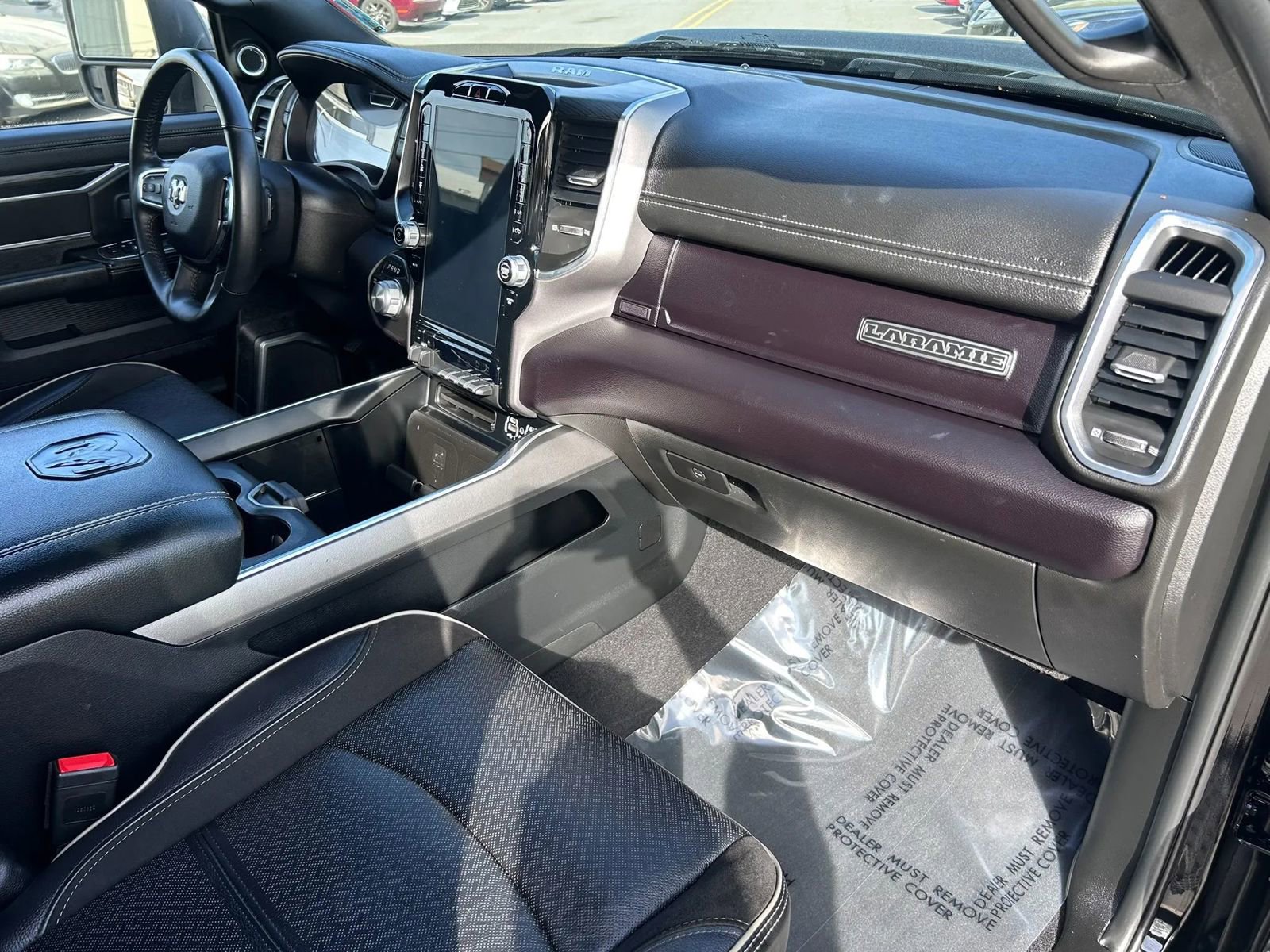 Used 2024 RAM 2500 Laramie w/ Night Edition image 12