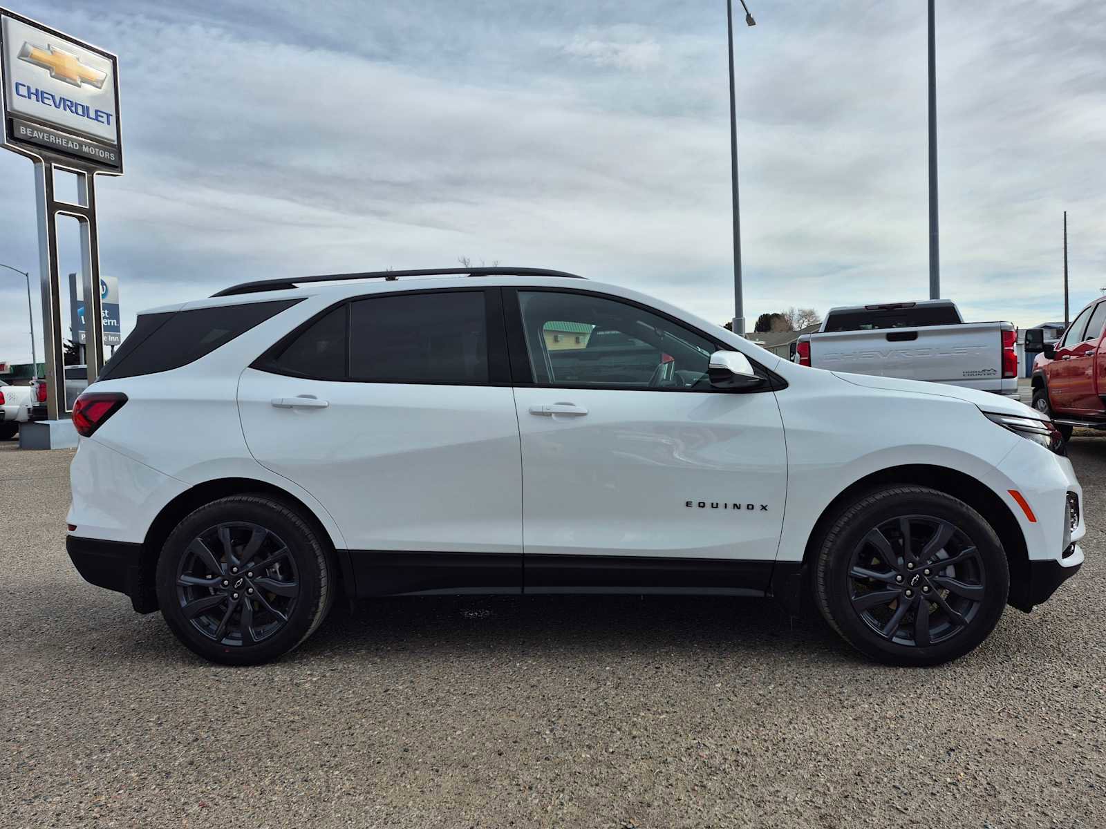Used 2024 Chevrolet Equinox RS w/ RS Leather Package image 2