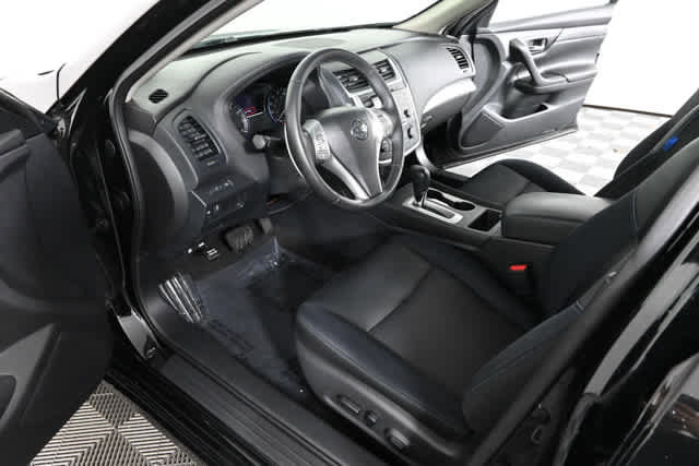 Used 2017 Nissan Altima 2.5 SR FWD image 15