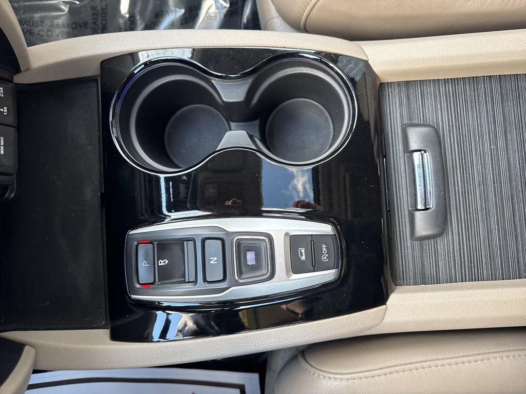 Used 2017 Honda Pilot Touring image 28