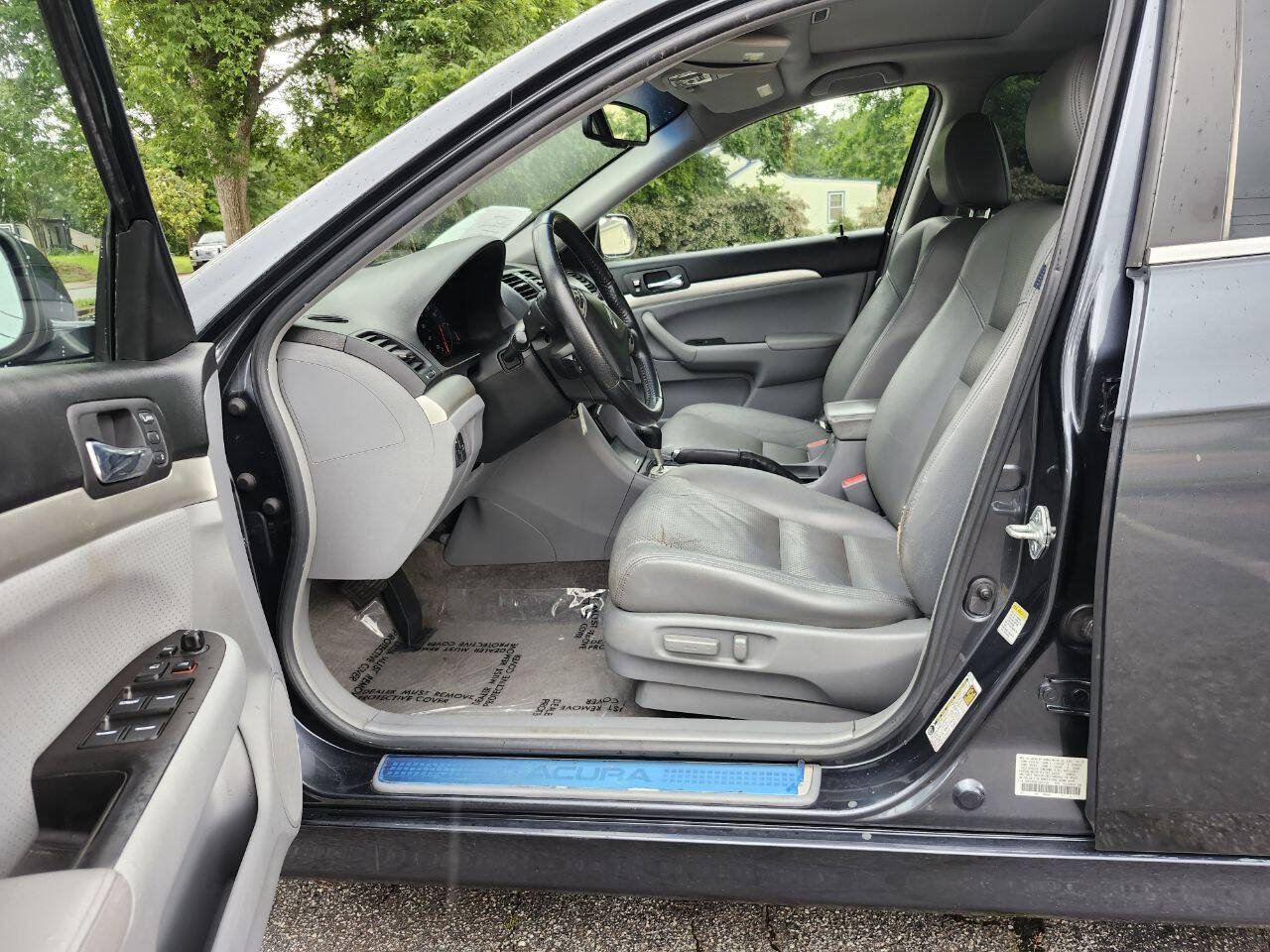 Used 2007 Acura TSX w/ Navigation FWD image 4