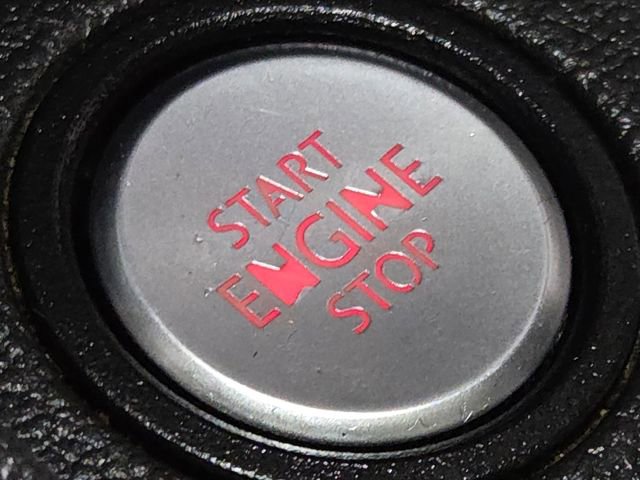 Used 2014 Volkswagen Beetle R-Line image 34