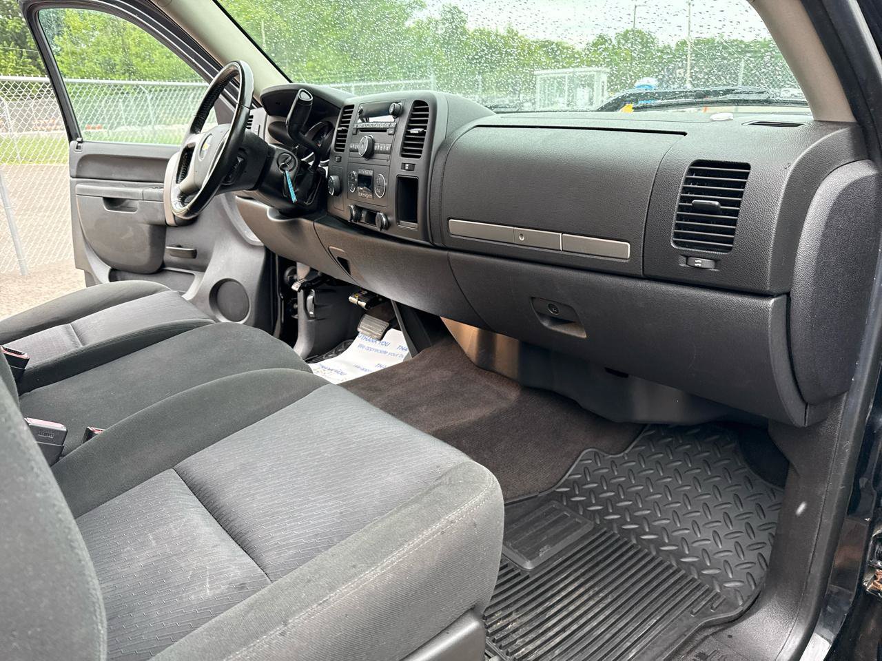 Used 2011 Chevrolet Silverado 1500 LT w/ All-Star Edition AWD/4WD image 25