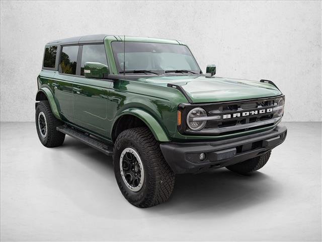 Used 2024 Ford Bronco Outer Banks image 3