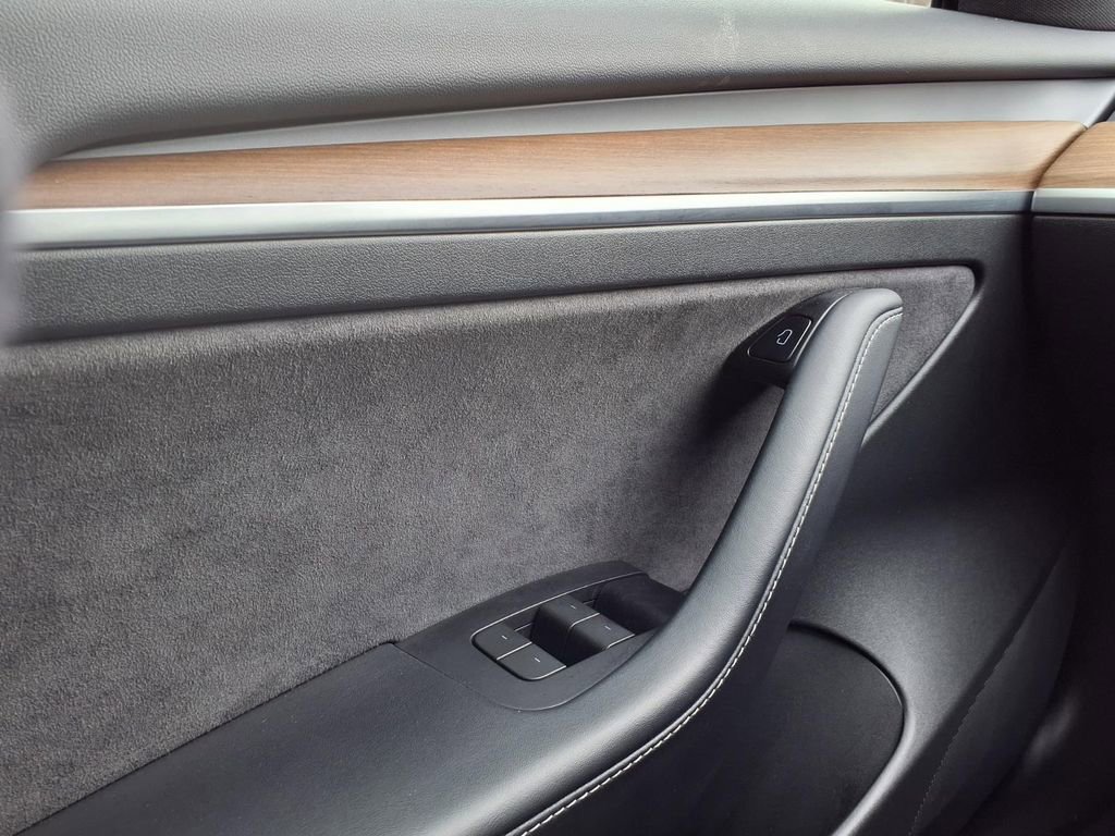 Used 2022 Tesla Model 3 Long Range image 14