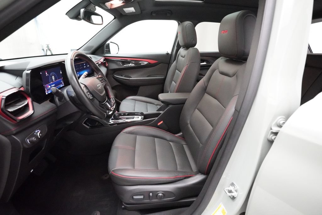 Used 2024 Chevrolet TrailBlazer RS w/ Convenience Package FWD image 7