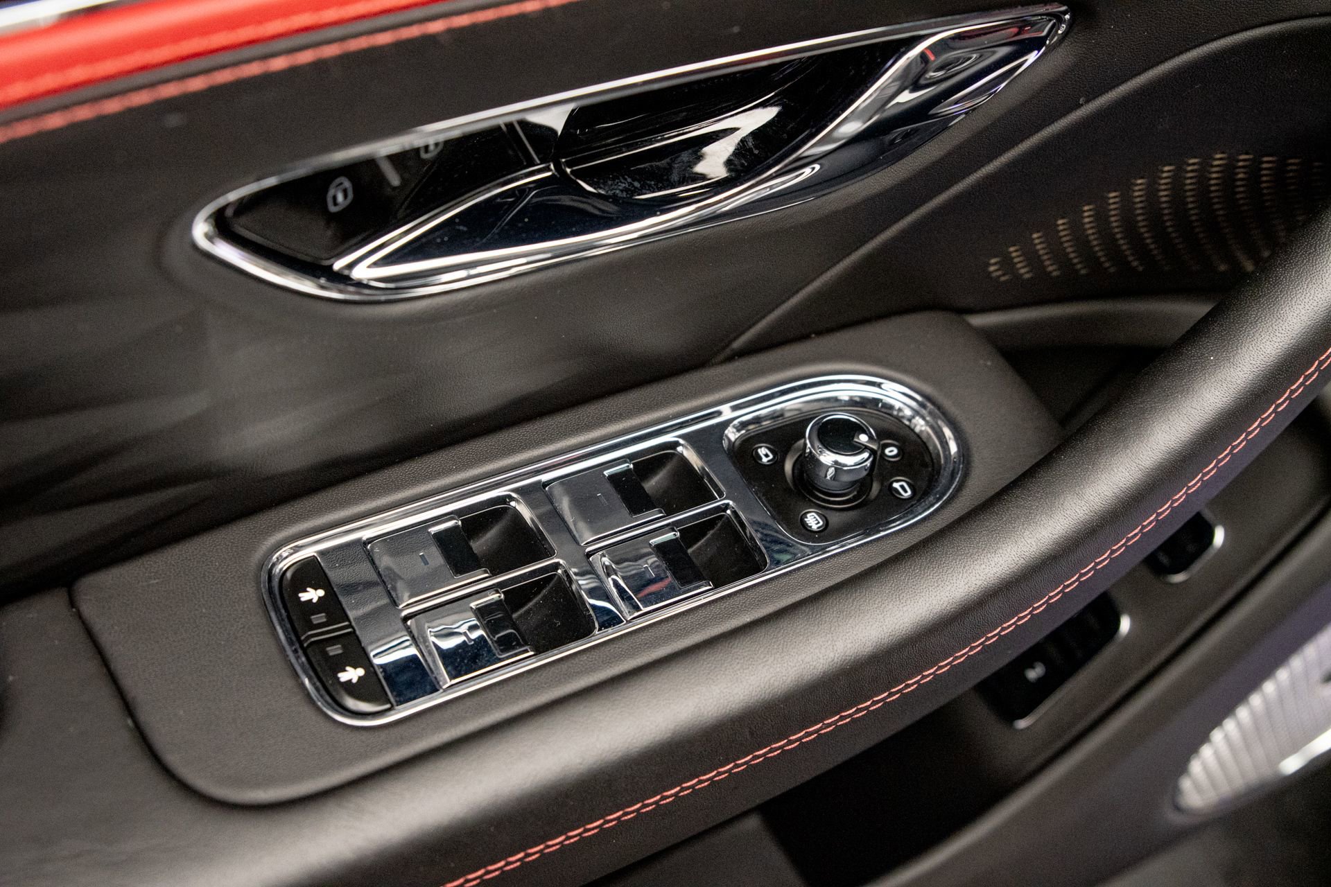 Used 2023 Bentley Flying Spur W12 image 31