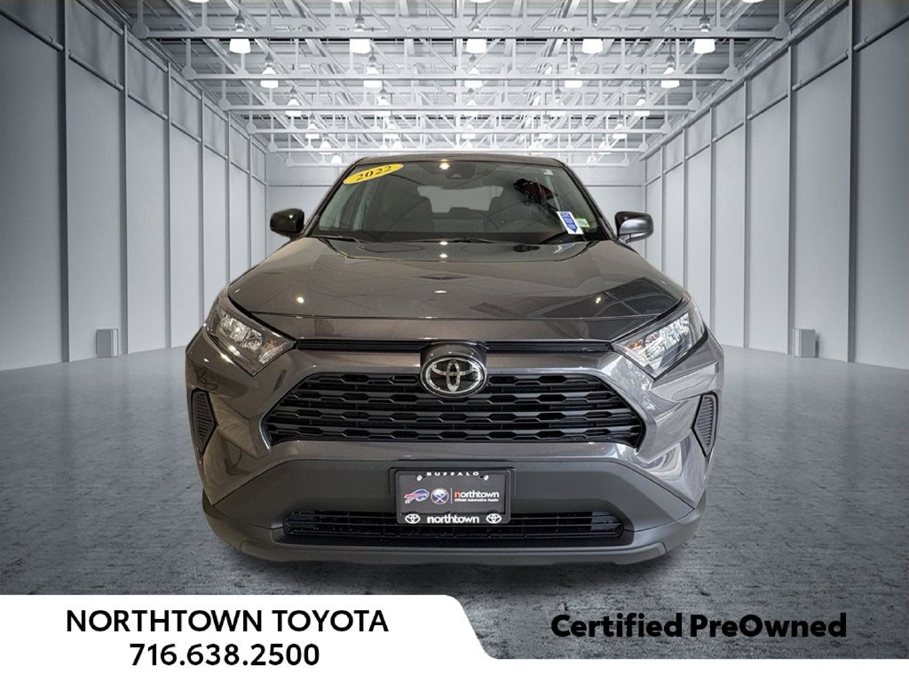 Used 2022 Toyota RAV4 LE w/ Carpet Mat Package (TMS) AWD/4WD image 6