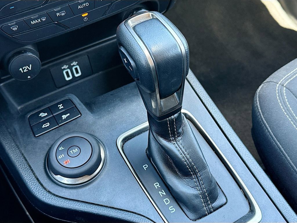 Used 2023 Ford Ranger XLT w/ Equipment Group 301A Mid AWD/4WD image 17