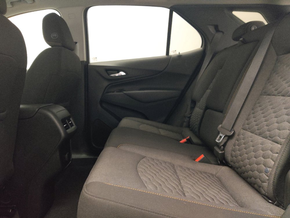 Used 2018 Chevrolet Equinox LT FWD image 18
