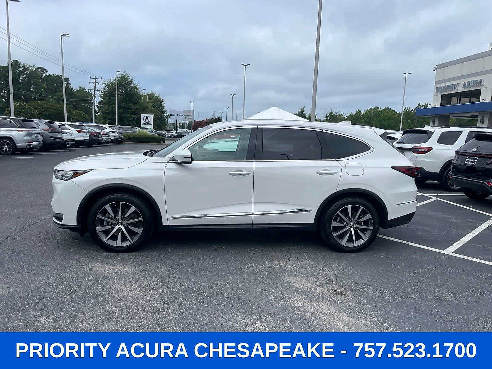 Certified 2025 Acura MDX SH-AWD w/ Technology Package image 2