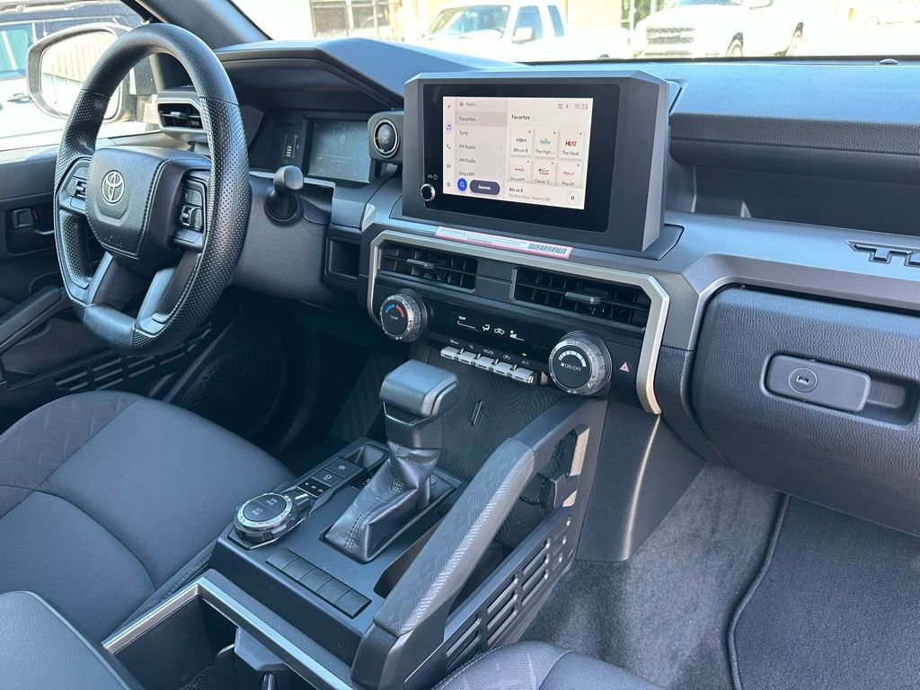 Used 2024 Toyota Tacoma SR5 AWD/4WD image 16