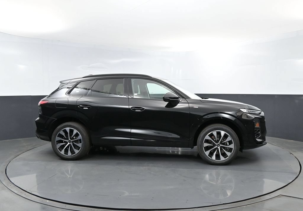 New 2026 Audi Q3 quattro 2.0T AWD/4WD image 4