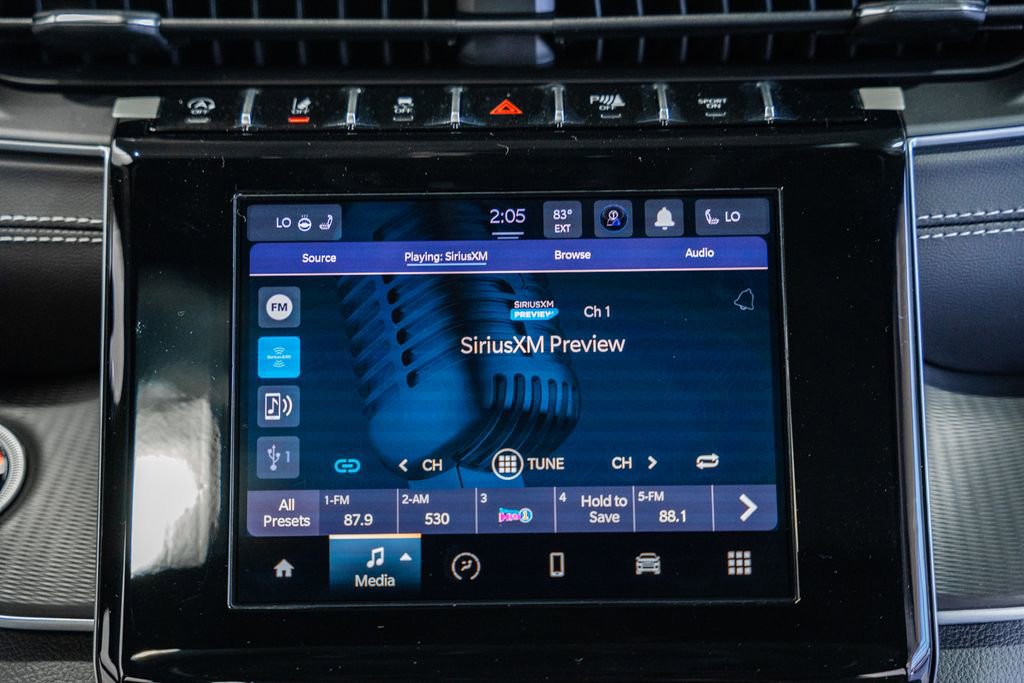 New 2025 Jeep Grand Cherokee L Laredo w/ Luxury Tech Group I image 21