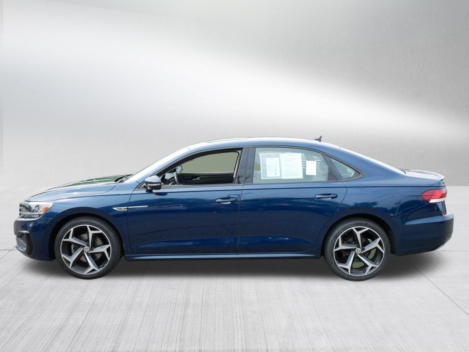 Certified 2020 Volkswagen Passat 2.0T R-Line FWD image 4