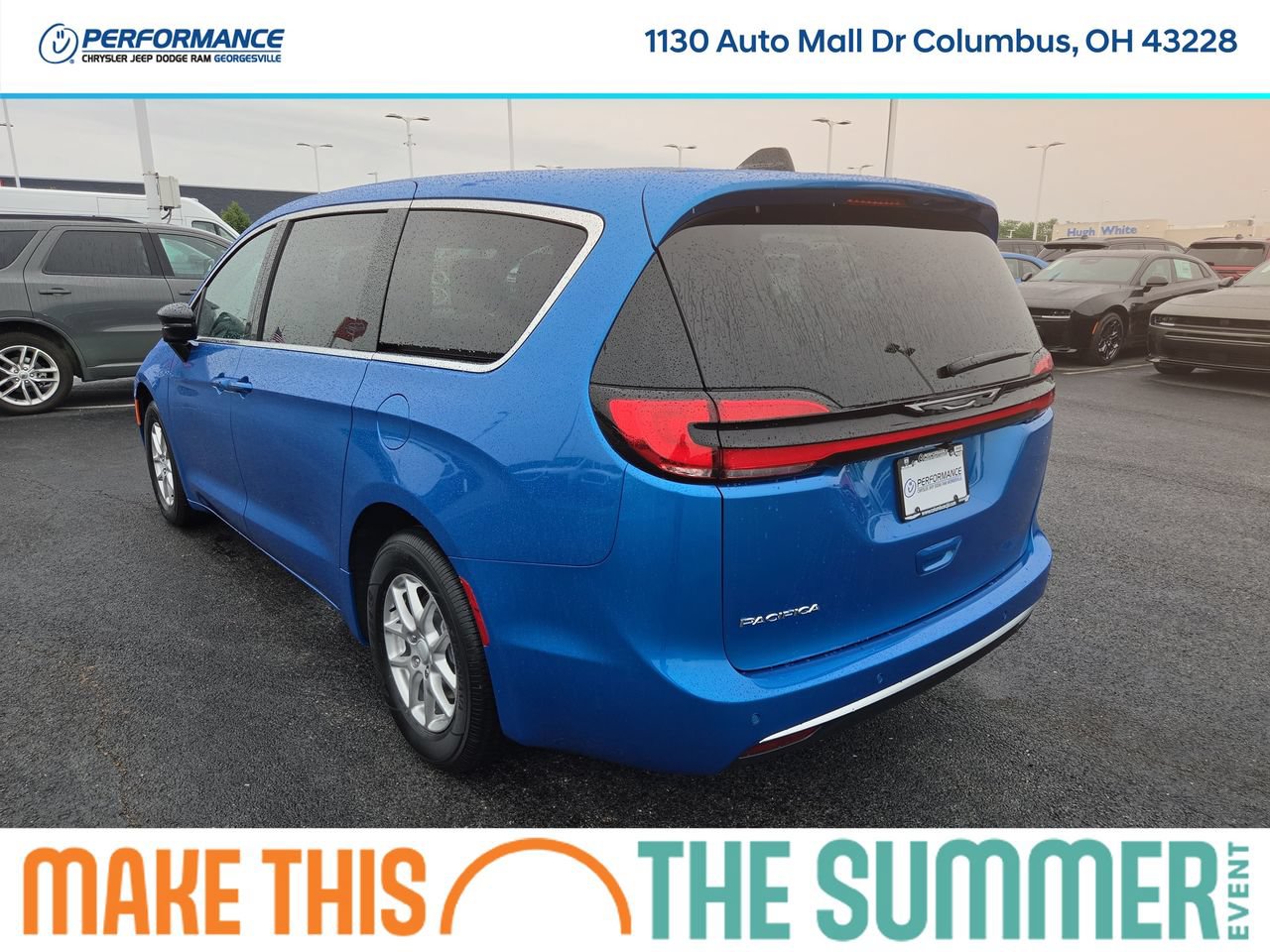 New 2027 Chrysler Pacifica Select w/ Family Tech Group FWD image 5