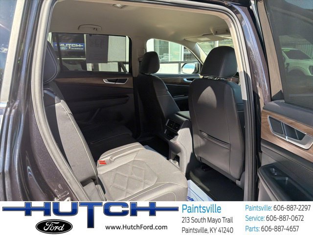 Used 2025 Volkswagen Atlas SE AWD/4WD image 18