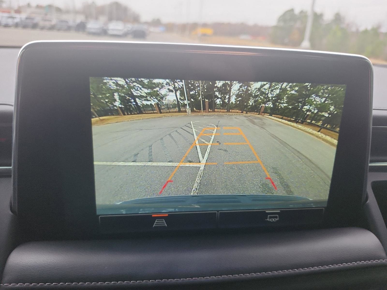 Certified 2022 GMC Yukon SLE w/ Gmc Pro Safety Plus Package image 16