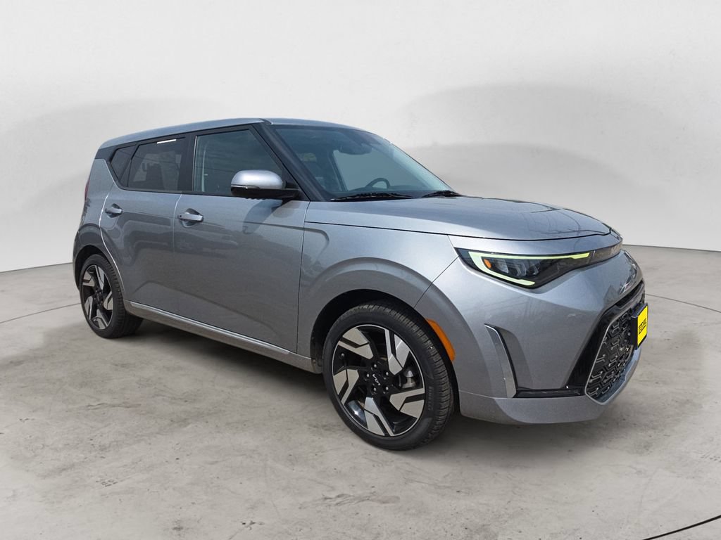 Used 2024 Kia Soul GT-Line w/ Option Group 020 FWD image 3