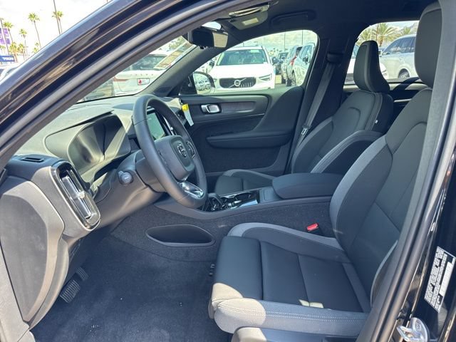 New 2025 Volvo EX40 Core w/ Climate Package AWD/4WD image 11