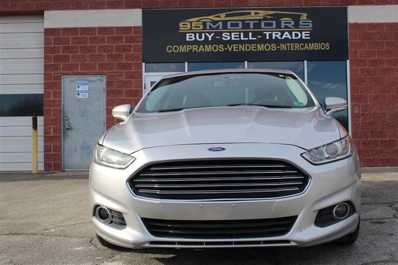 Used 2014 Ford Fusion Energi SE FWD image 4