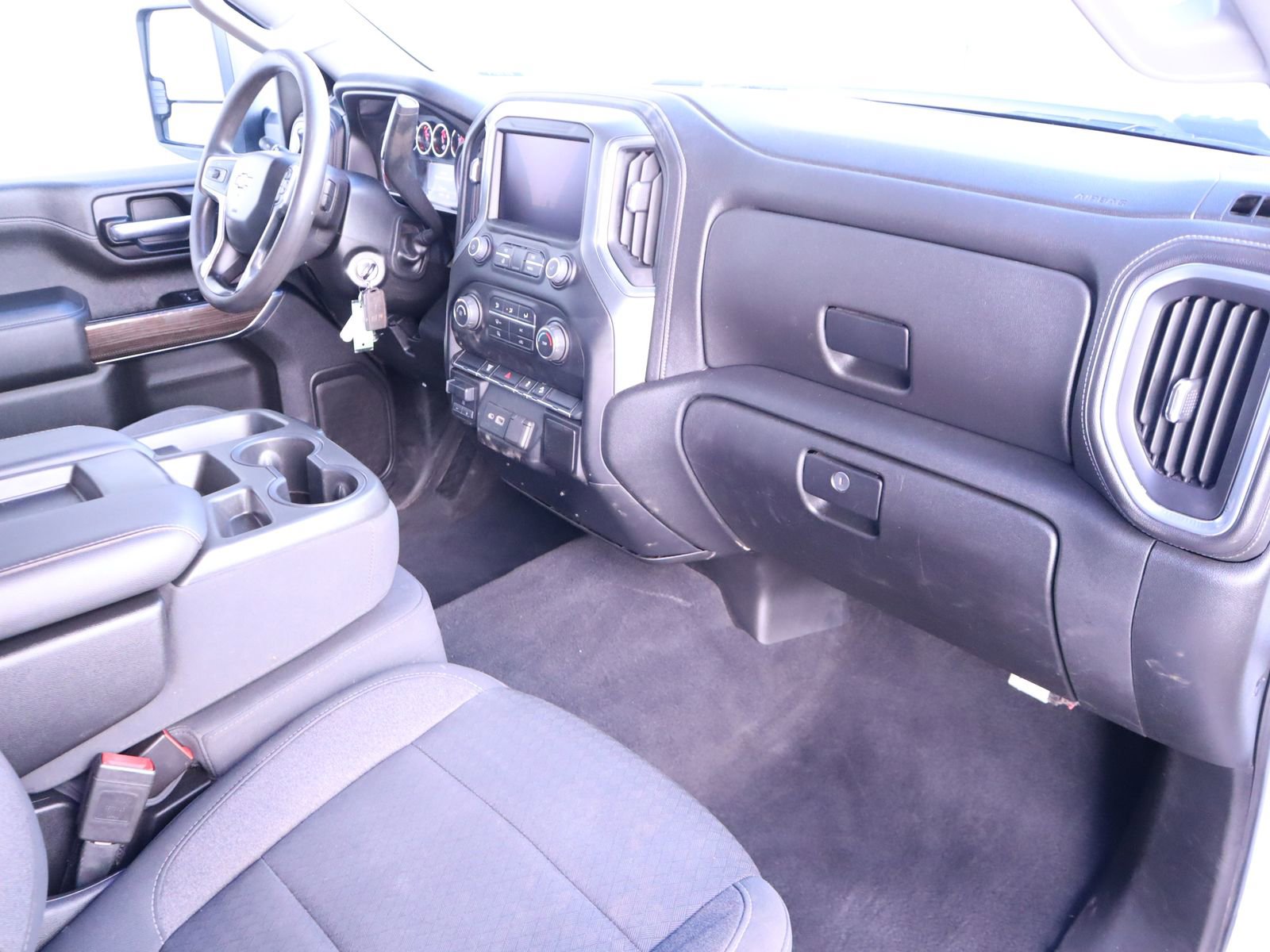 Used 2020 Chevrolet Silverado 2500 LT w/ Z71 Off-Road Package image 45