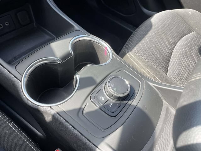 Used 2024 GMC Terrain SLE FWD image 34