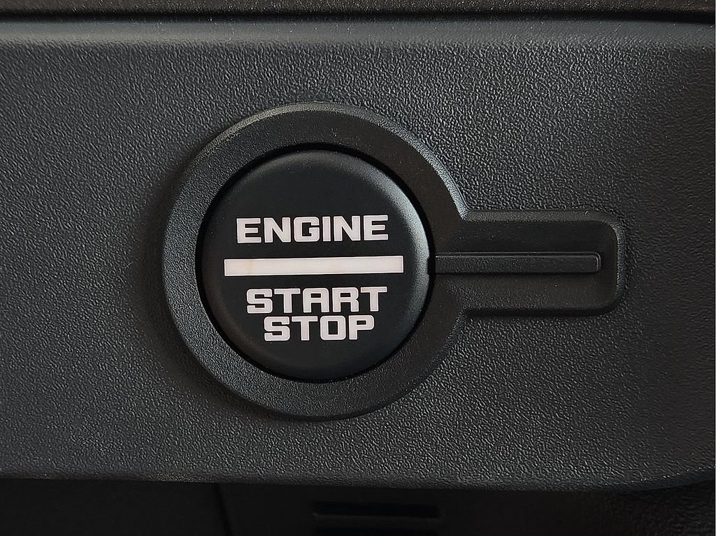 Used 2025 Ford Bronco Raptor AWD/4WD image 28