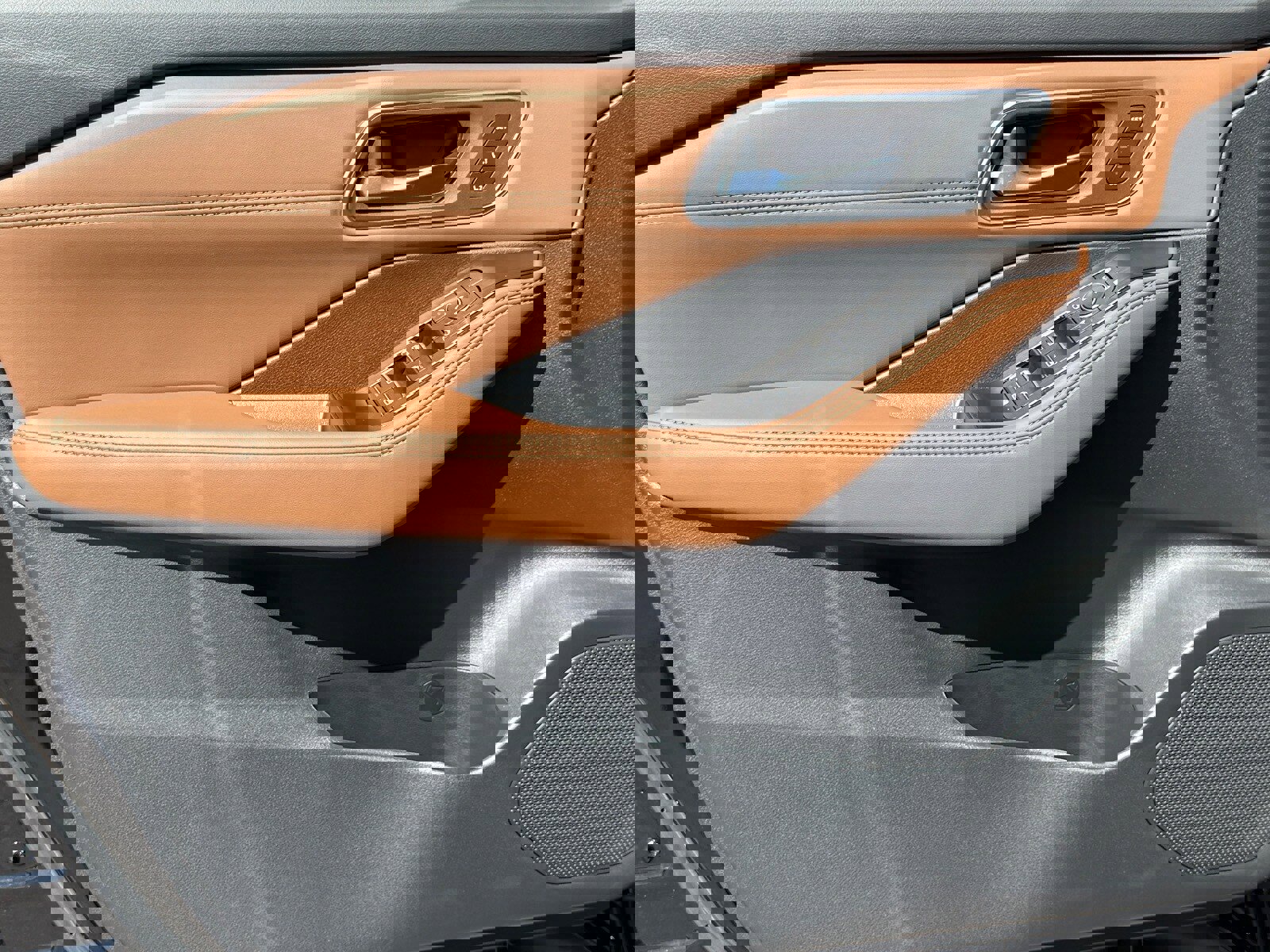 New 2026 Nissan Rogue Platinum w/ Tech Package image 17