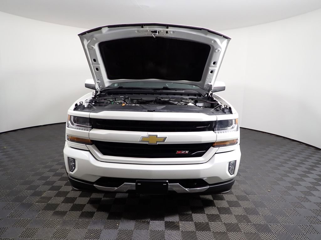 Used 2018 Chevrolet Silverado 1500 LT w/ All Star Edition image 6