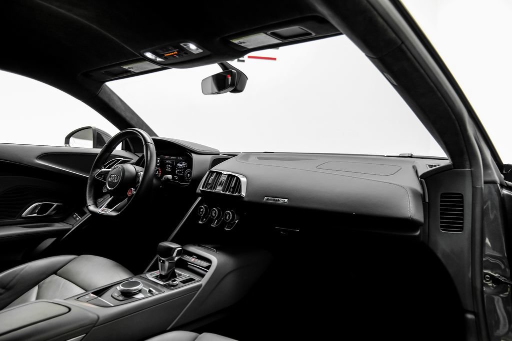 Used 2018 Audi R8 V10 AWD/4WD image 15